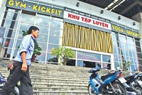 Nhiều diện tích tại Khu liên hợp Thể thao quốc gia Mỹ Đình được cho thuê kinh doanh dịch vụ sai quy định. Ảnh: Dũng Minh