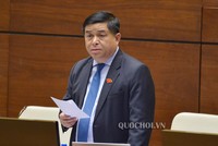 Bộ trưởng Nguyễn Chí Dũng tại phiên thảo luận sáng 31/5