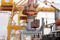 Xuất khẩu 5 tháng đầu năm tăng trưởng chậm lại là một thách thức với mục tiêu tăng trưởng cả năm. Ảnh: Đức Thanh