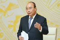 Thủ tướng đề nghị, trước hết, báo chí cách mạng nước ta phải thể hiện dòng chảy chính của xã hội nước ta. Dòng chảy chính ấy là xã hội chúng ta tốt đẹp, công cuộc Đổi mới của đất nước đang làm Việt Nam thay đổi từng ngày, là thành quả 30 năm Đổi mới, tốc độ tăng trưởng ở mức cao, đời sống nhân dân được cải thiện.