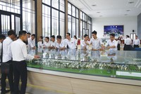 Dự án Crown Villas được chủ đầu tư và đơn vị phân phối giới thiệu rầm rộ ra thị trường