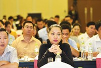 Rất đông cư dân, đại diện Ban quản trị tham gia tọa đàm. Ảnh: Lê Toàn