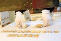 Biến động của giá vàng còn phụ thuộc vào tình hình địa chính trị trên thế giới. Ảnh: Đức Thanh