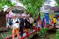 Điểm nghẽn của du lịch hiện nay là phổ cập về công nghệ.