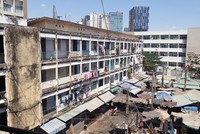 TP.HCM hiện có hàng chục chung cư cũ trong tình trạng sập bất kỳ lúc nào. Ảnh: Gia Huy