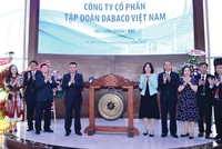 Sàn HOSE hiện có 380 doanh nghiệp niêm yết, giá trị vốn hóa đạt 3,28 triệu tỷ đồng