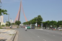 Nút giao thông phía Tây cầu Trần Thị Lý thường xuyên xảy ra kẹt xe.