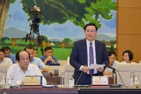 Phó Thủ tướng Vương Đình Huệ giải trình, làm rõ các vấn đề đại biểu chất vấn (Ảnh: VGP)