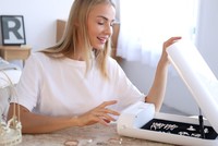 Két thông minh, tự động gửi thông báo tới chủ khi có kẻ trộm lục lọi