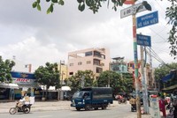 Dự án cầu đường Bình Tiên nhằm giảm ùn tắc giao thông cho TP.HCM đang bị dừng vì vướng cơ chế. Ảnh: Lê Toàn