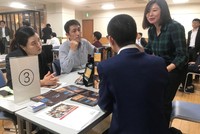 20 doanh nghiệp Việt Nam trong các lĩnh vực cơ khí, nông sản, thực phẩm, dệt may, đá mài, sản phẩm nhựa đã giao thương với các doanh nghiệp tỉnh Wakayama, Nhật Bản.