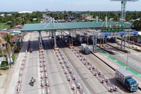 Trạm thu phí BOT Cai Lậy (tỉnh Tiền Giang ) đã từng trở thành một điểm nóng gây mất an ninh, trật tự trên địa bàn. Ảnh: Nguyễn Quân