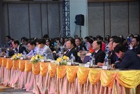 Khai mạc Diễn đàn Doanh nhân Việt Nam “Tổ quốc gọi tên mình”