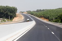 Một đoạn cao tốc Bắc Giang - Lạng Sơn đã được thi công hoàn thiện.