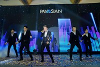 Lễ ra mắt Payasian với sự góp mặt của nhiều người nổi tiếng.
