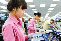 Thủ tướng Nguyễn Xuân Phúc đã bày tỏ mong muốn Samsung tiếp tục mở rộng đầu tư “mang tính chiến lược” tại Việt Nam.