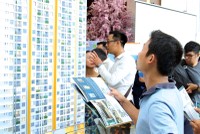 Nhiều người thu nhập thấp đang mỏi mắt tìm chỗ an cư