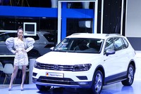 Vietnam Motor Show 2019: Volkswagen Touareg giá hơn 3 tỷ đồng có gì đặc biệt?