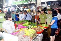 Hà Nội đã thành lập 718 đoàn thanh tra, kiểm tra về an toàn thực phẩm trong 9 tháng