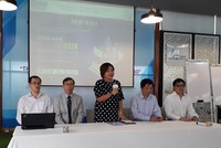 Bà Lê Bích Loan, Quyền Trưởng Ban quản lý Khu Công nghệ cao TP.HCM phát biểu tại buổi họp báo