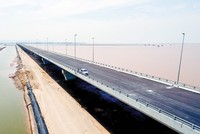 Dự án đường ô tô Tân Vũ - Lạch Huyện là hợp phần hết sức quan trọng và cần thiết trong chương trình phát triển Khu kinh tế Đình Vũ - Cát Hải.