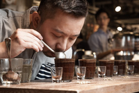 Sự phát triển của các cửa hàng cà phê nhỏ đã có ảnh hưởng mạnh mẽ trong việc thúc đẩy nhu cầu về cà phê đặc sản