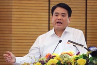 Ông Nguyễn Đức Chung phát biểu tại cuộc tiếp xúc cử tri Hoàn Kiếm chiều 15/11. Ảnh: Võ Hải.