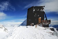 Khách sạn Capanna Margherita - Ảnh: RIFUGIMONTEROSA.IT