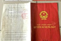 Cuốn sổ đỏ giả mà các đối tượng lừa bà Trần Thuận Thảo.