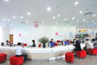 Giữa hai lựa chọn phát hành cổ phiếu mới hoặc bán cổ phiếu quỹ, VPBank đã quyết định sử dụng nguồn cổ phiếu quỹ có sẵn. Ảnh: Đức Thanh