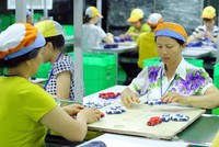 Mặc dù già hóa dân số tạo ra những thách thức lớn về mặt xã hội, kinh tế và văn hóa, song cũng mang đến nhiều cơ hội.