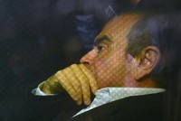 Việc cựu chủ tịch Nissan Carlos Ghosn nhập cảnh Lebanon hợp pháp bằng hộ chiếu Pháp vẫn là dấu hỏi lớn. Ảnh: AFP