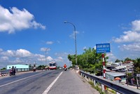 Cầu Mỹ Đức Tây trên Quốc lộ 1 đoạn qua Tiền Giang.