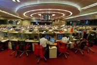 Chỉ số Hang Seng của Hong Kong “bốc hơi” 1,79% trong phiên sáng nay 21/1. Ảnh: AFP