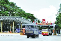 Trạm thu phí tại Dự án BOT Quốc lộ 19, đoạn qua tỉnh Bình Định và Gia Lai.