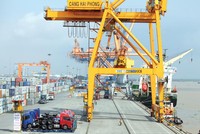 Hoạt động tại nhiều cảng biển vẫn đang trong giai đoạn thấp điểm, trái với quãng thời gian trước Tết Nguyên đán. Ảnh: Đ.T