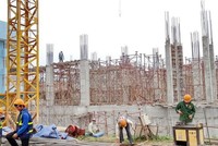 Hà Nội yêu cầu các đơn vị tổ chức khám sức khỏe cho cán bộ, công nhân làm việc tại công trường xây dựng (ảnh minh họa)