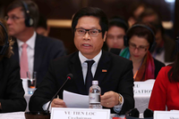 Ông Vũ Tiến Lộc