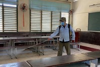 Nhiều trường ở TP.HCM đã tiêu độc khử trùng trong thời gian học sinh nghỉ học