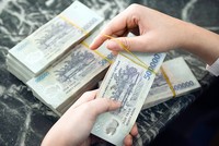 Giảm lãi suất: Cần nhưng chưa đủ với doanh nghiệp lúc này