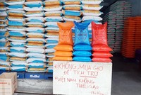 Nhiều người kinh doanh chủ động truyền tải những thông điệp tích cực để chung tay bình ổn thị trường trong  tại Đà Nẵng.