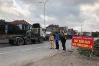 Chốt đặt tại Trạm thu phí Quốc lộ 5 (huyện An Dương). Ảnh: Vũ Quân