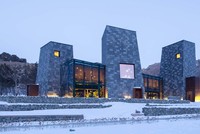 Thung lũng suối nóng mùa xuân Nhiệt Hà