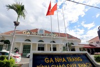 UBND tỉnh Khánh Hòa cho biết, báo cáo của Công ty TNHH Tập đoàn Thương mại Tuấn Dung và các đơn vị tư vấn tại cuộc họp mới chỉ là phương án đề xuất ban đầu, chưa phải là hồ sơ đề xuất thực hiện dự án chính thức theo quy định.