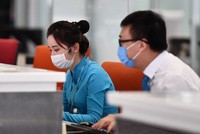 Theo CEO Vietnam Airlines, ông Dương Trí Thành, hãng sẽ cắt giảm tới 50% số lượng lao động vì dịch Covid-19, tương đương khoảng 10.000 người. Ảnh: Hoàng Hà.