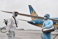 Toàn bộ chuyến bay nội địa của Vietnam Airlines đều được phun khử trùng ngay khi hạ cánh tại Hà Nội, Đà Nẵng, TP.Hồ Chí Minh