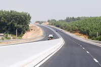 Dự thảo Luật PPP đang tiếp tục được hoàn thiện. Trong ảnh: Cao tốc Bắc Giang - Lạng Sơn. Ảnh: Đức Thanh