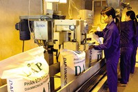 Nguyên vật liệu, máy móc thiết bị... sản xuất phân bón của các trong nước không được khấu trừ thuế GTGT làm giá thành sản phẩm mất tính cạnh tranh