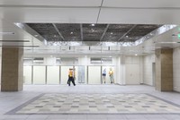 Kiến trúc cổ của Nhà hát Thành phố được tái hiện ở Nhà ga ngầm đầu tiên.