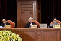 Tổng Bí thư, Chủ tịch nước Nguyễn Phú Trọng, Thủ tướng Nguyễn Xuân Phúc và Chủ tịch Quốc hội Nguyễn Thị Kim Ngân tại phiên bế mạc Hội nghị Trung ương 12. Ảnh: VGP/Nhật Bắc.